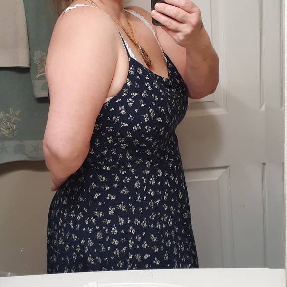 Navy floral dress - Picture 3 of 8